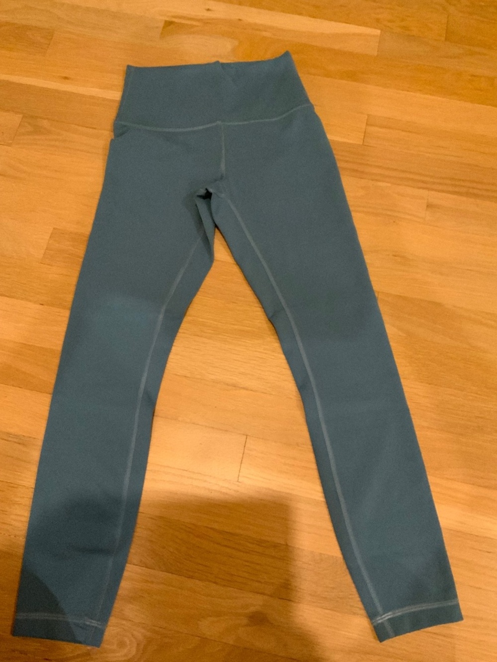 Lululemon legging size 4